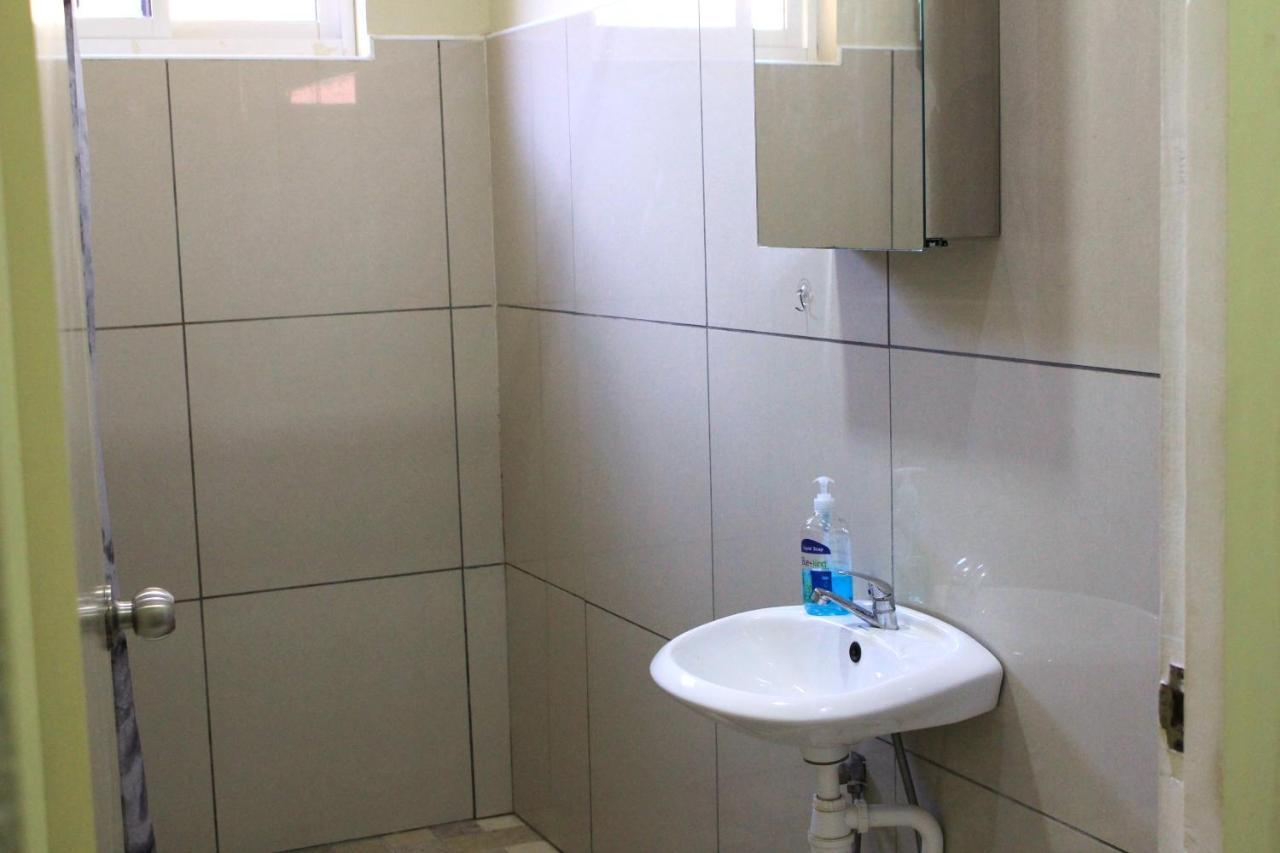 Bon Bini Kokolishi Hotel Willemstad Bagian luar foto