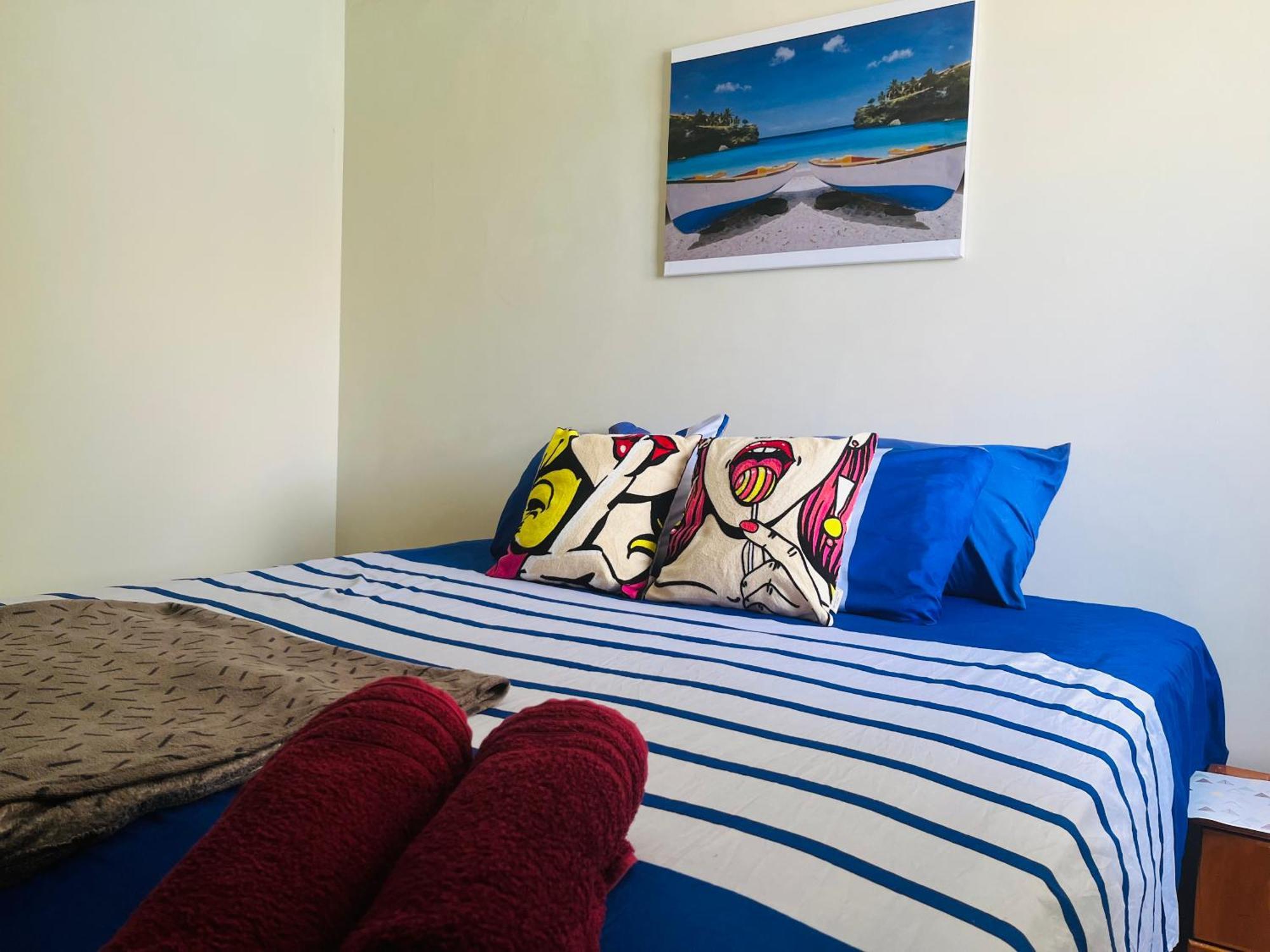 Bon Bini Kokolishi Hotel Willemstad Bagian luar foto